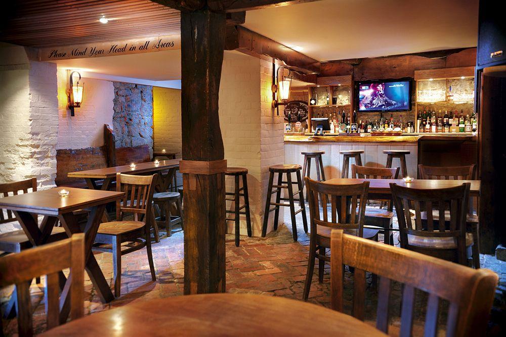 The Bear Hotel Devizes Eksteriør billede