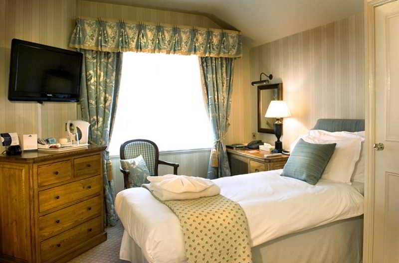 The Bear Hotel Devizes Eksteriør billede