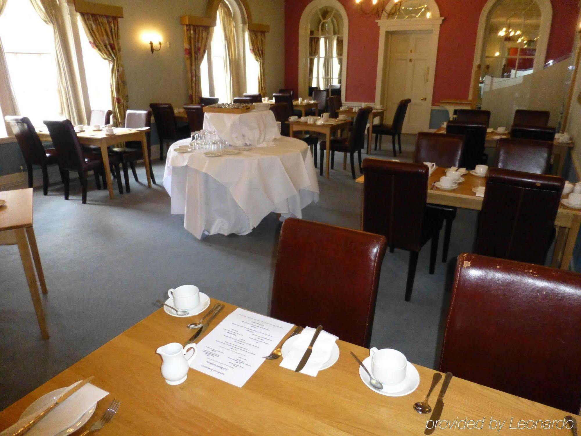 The Bear Hotel Devizes Eksteriør billede